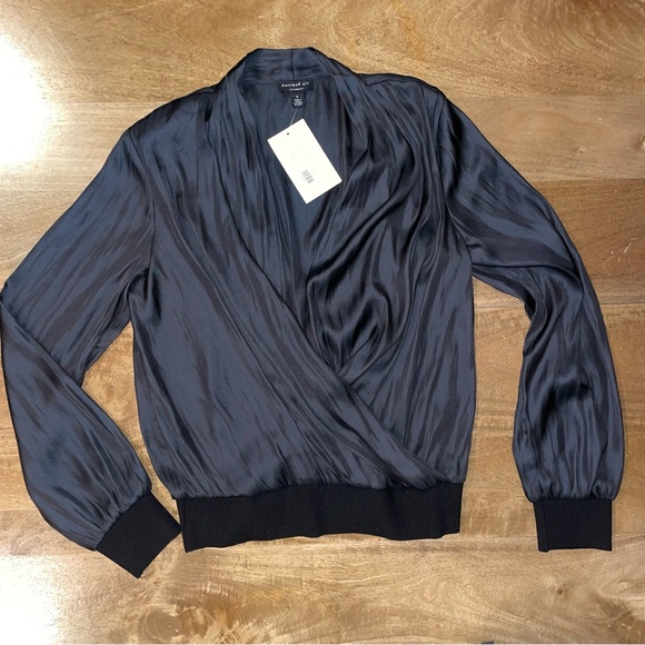 Current Air Surplice Satin Long Sleeve Top - Picture 3 of 13